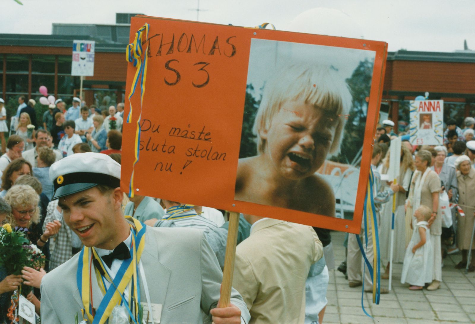 Thomas tar studenten