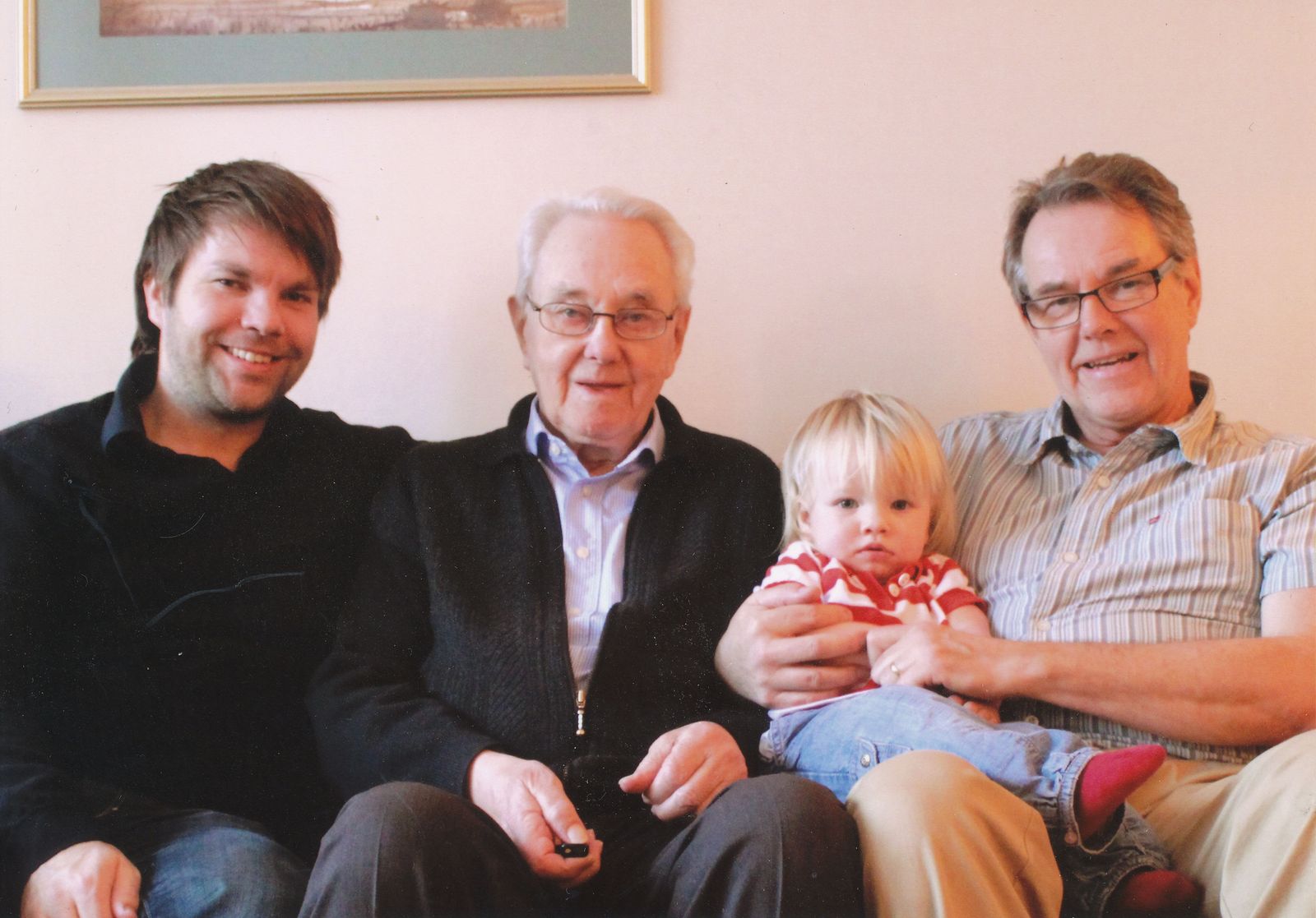 Fyra generationer. Thomas, Erik, Ida, Bertil